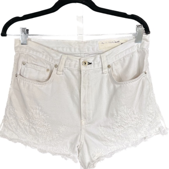 rag & bone Pants - Rag & Bone Justine Short White Embroidered Size 28